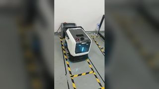 COMMERCIAL VACUUM CLEANING ROBOT